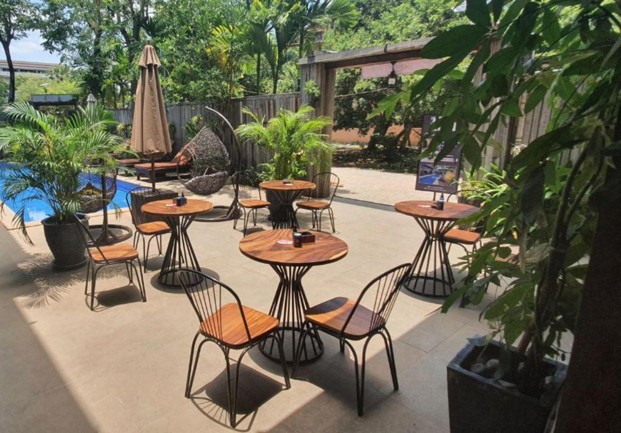 Three Little Birds Hotel Сием Реап Екстериор снимка